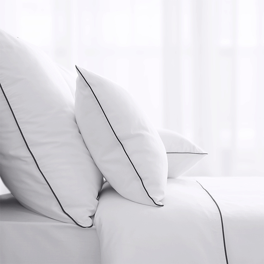 SOFT SILVER Антибактериальный комплект постельного белья Antibacterial Bed Linen Set, 1,5-спальный. Цвет: «Альпийский снег» (белый) – фото 3