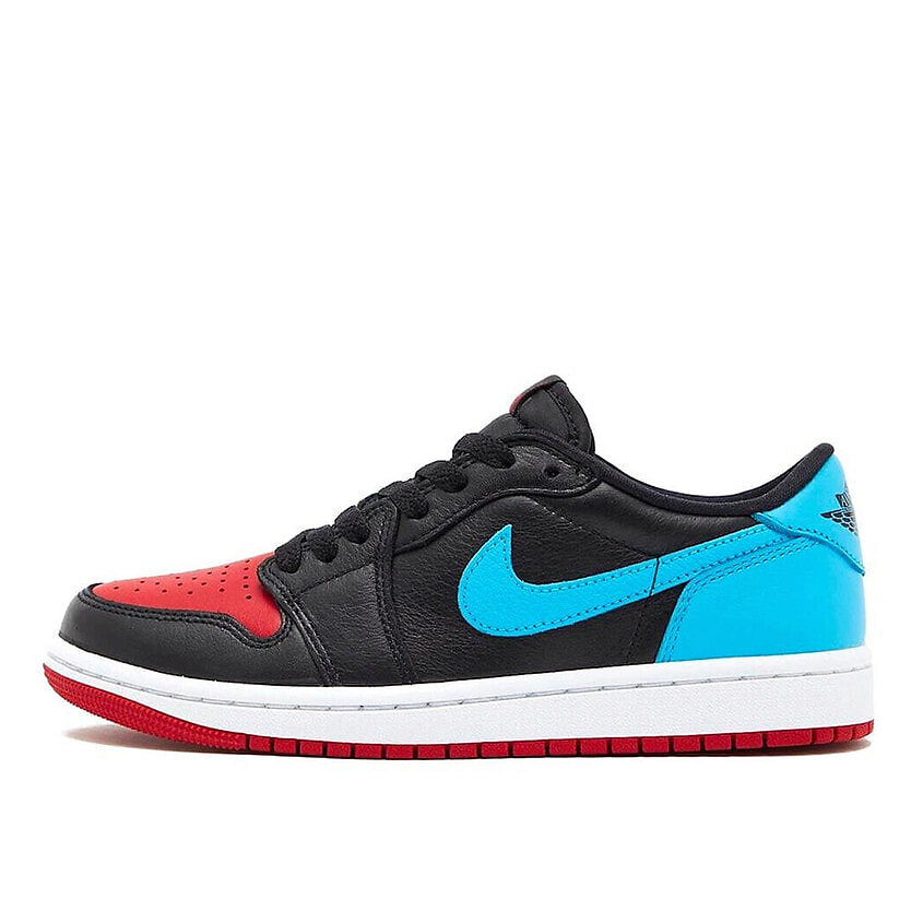 Изображение товара NIKE Кроссовки спортивные женские Jordan Air Jordan 1 Low OG WMNS UNC to Chicago, цвет: Черный, размер: 42.5
