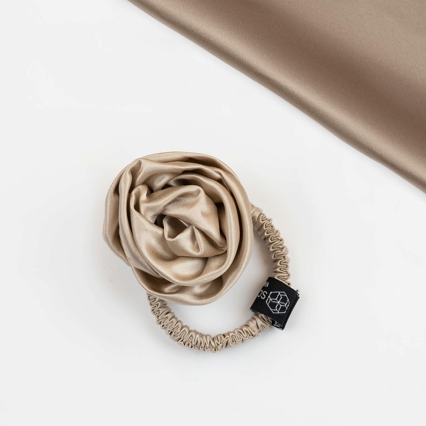 Изображение товара Шёлковая резинка для волос с цветком и розой размер 0,5 см натуральный шелк