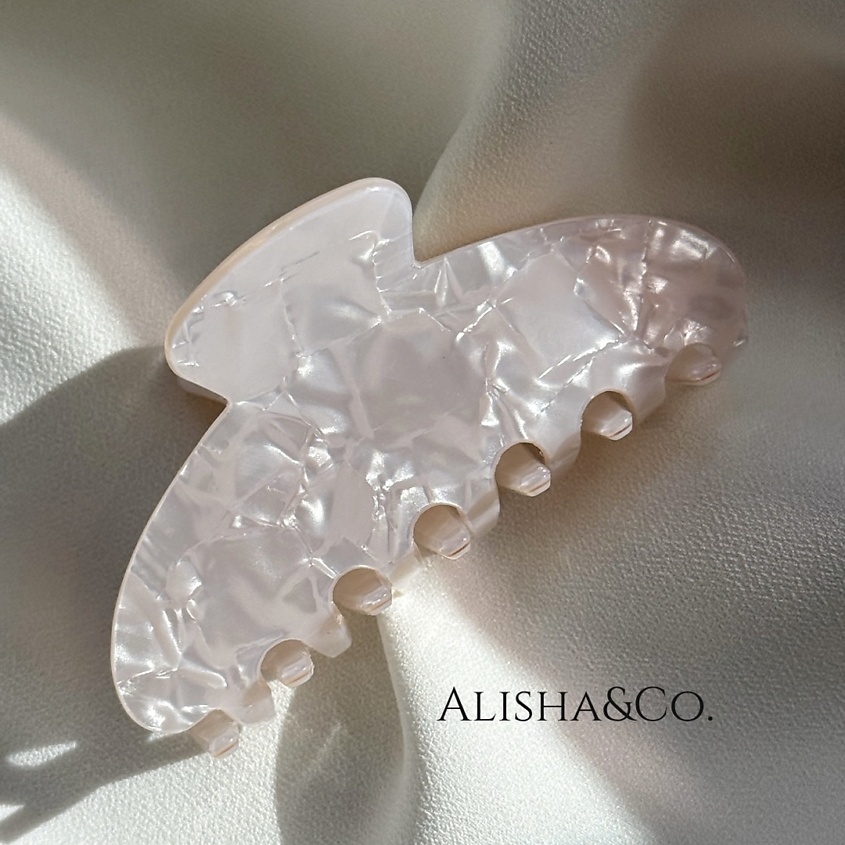 Изображение товара Крабик для волос ALISHA&CO Jolie средний 8 см светло-бежевый