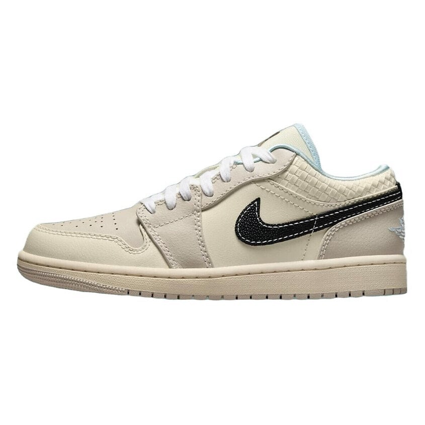 Изображение товара NIKE Кроссовки 1 Low Se Sanddrift Glacier Blue, цвет: Бежевый, размер: 40,5