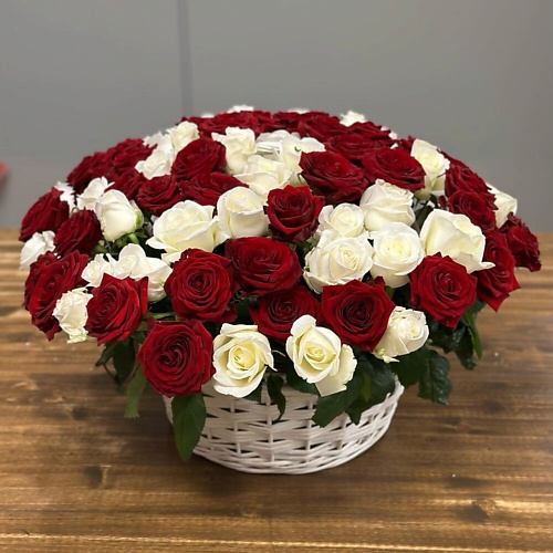 

ТАНЕЦ ЦВЕТОВ 101 Роза в корзине, 101 Роза в корзине