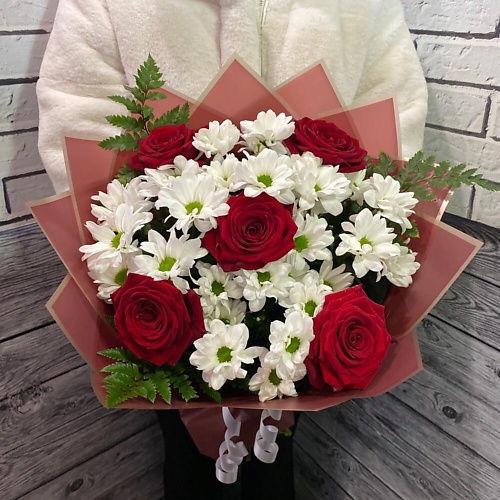 

ТАНЕЦ ЦВЕТОВ Краснощекая дама, Краснощекая дама