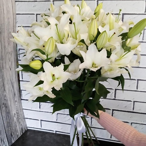 

ТАНЕЦ ЦВЕТОВ ЛИЛИИ белые, ЛИЛИИ белые