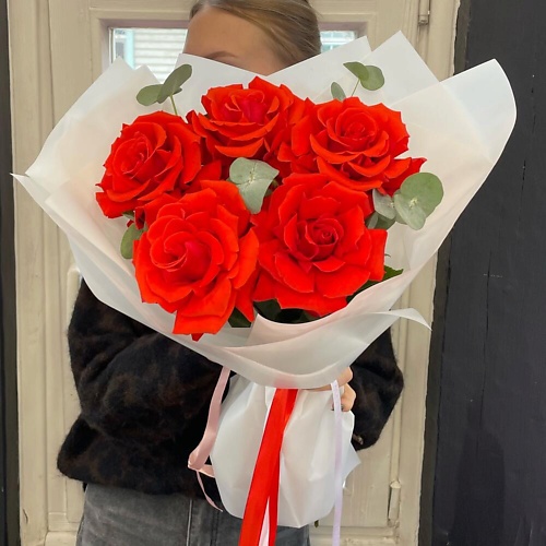 

FLOWERS DE LUXE БУТИК ЦВЕТОВ И ПОДАРКОВ Моно букет из роз Нина, Моно букет из роз Нина