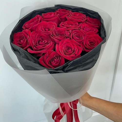

FLOWERS DE LUXE БУТИК ЦВЕТОВ И ПОДАРКОВ Красные розы в стильной упаковке, Красные розы в стильной упаковке