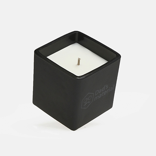 

DAD'S MATERIAL Свеча ароматическая "Cedarwood Blanc, Cashmere Musk & Black Coral" 90, Свеча ароматическая "Cedarwood Blanc, Cashmere Musk & Black Coral"