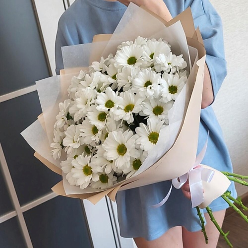 

FLOWERS DE LUXE БУТИК ЦВЕТОВ И ПОДАРКОВ Нежный букет из ромашковых хризантем, Нежный букет из ромашковых хризантем