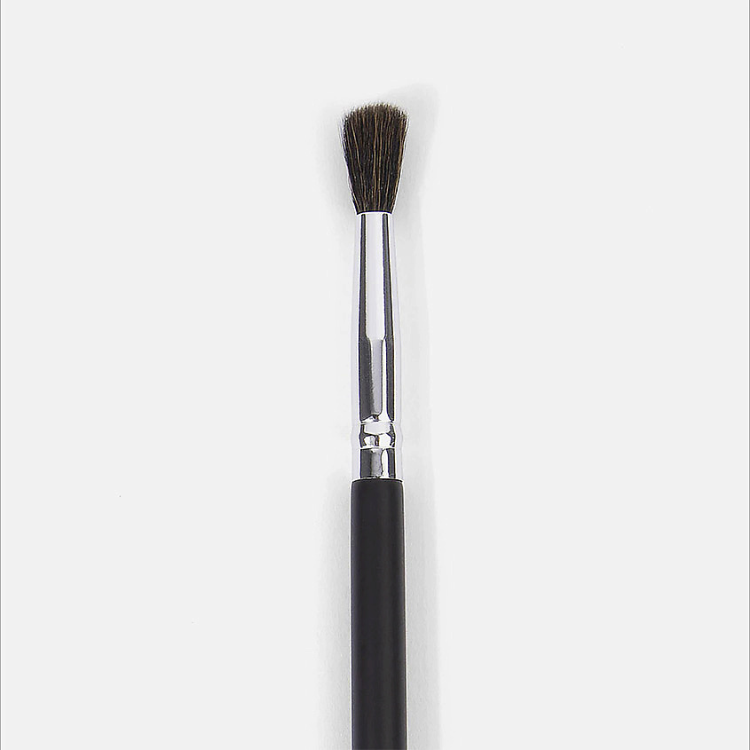BH COSMETICS Кисть заостренная для складок Pointed Crease Brush – фото 3