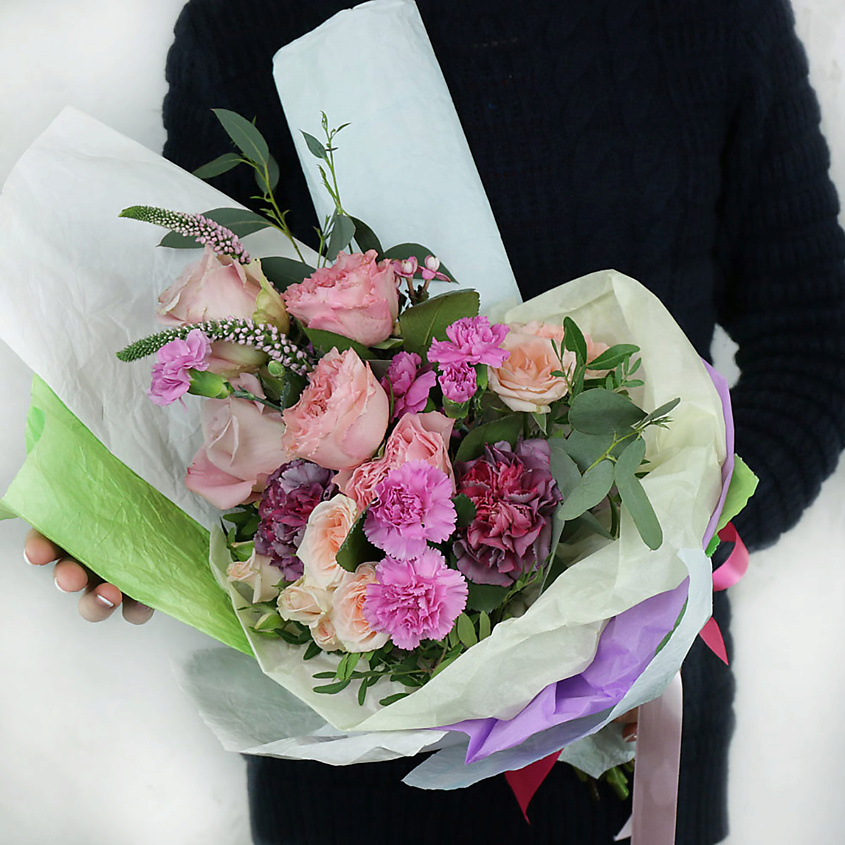 Изображение товара Креативный букет из роз вероники и бовардии 1 шт, свежие цветы для подарка