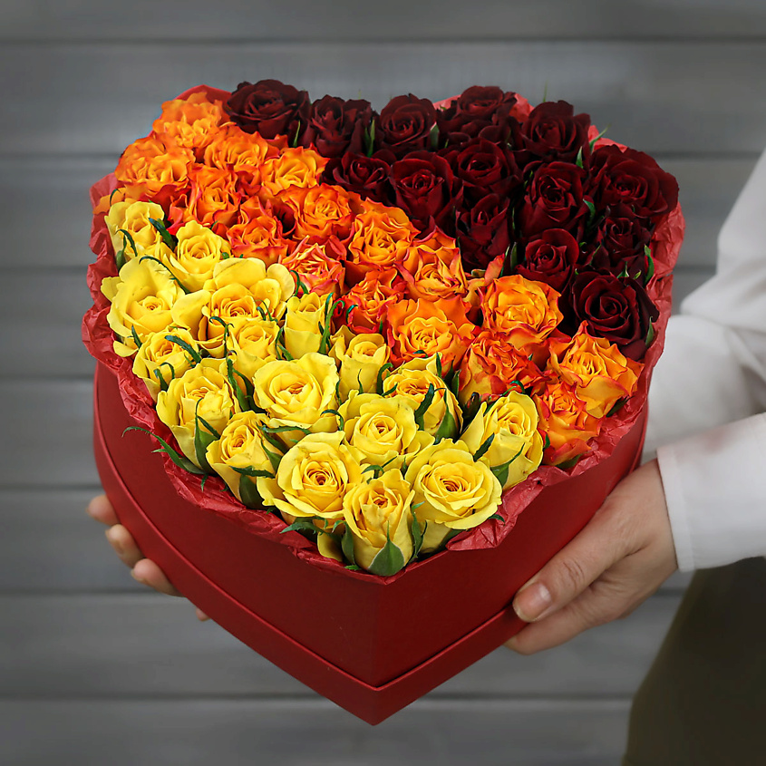 Изображение товара Яркий букет 'В сердце' из роз для подарка