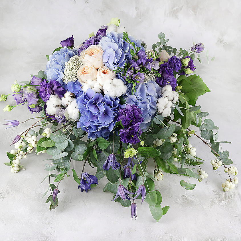 Изображение товара Букет из гортензии, роз и хлопка - идеальный подарок