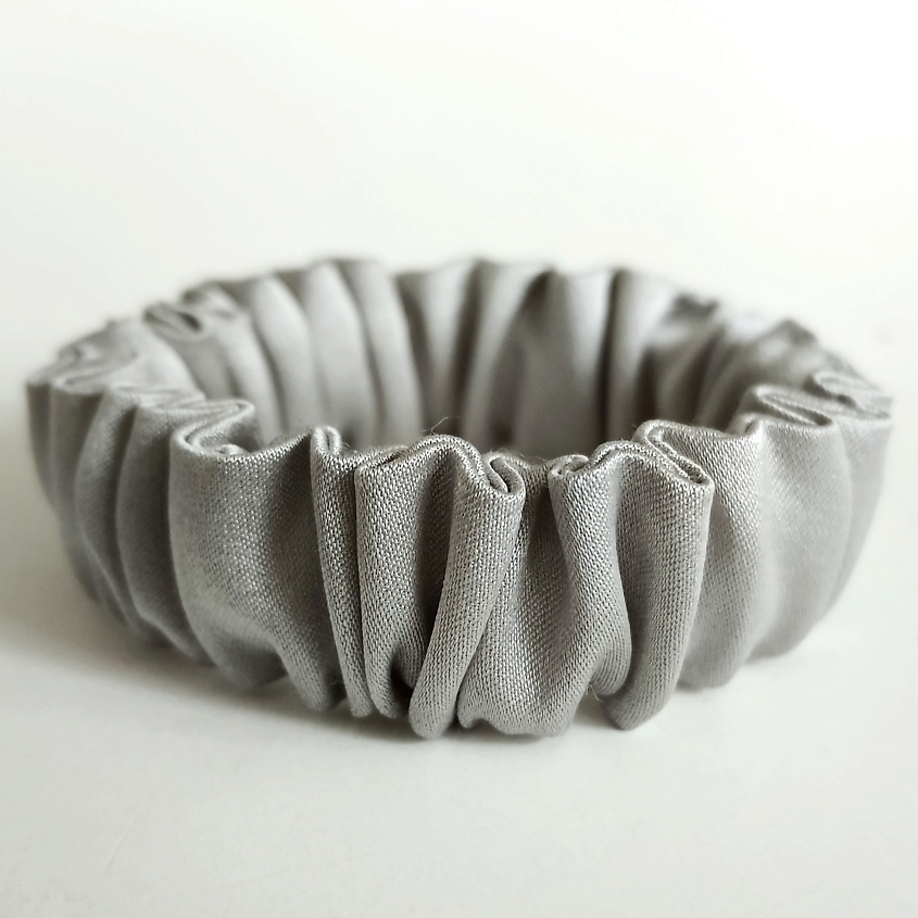 Изображение товара Резинка для волос из натурального шелка премиум качества от DODOLA, итальянский шелк