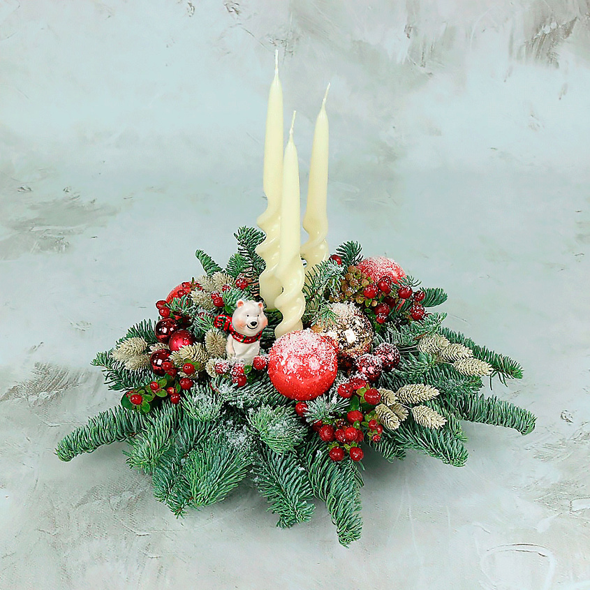 Изображение товара Новогодняя композиция со свечами малая Букет Маркет праздничный подарок