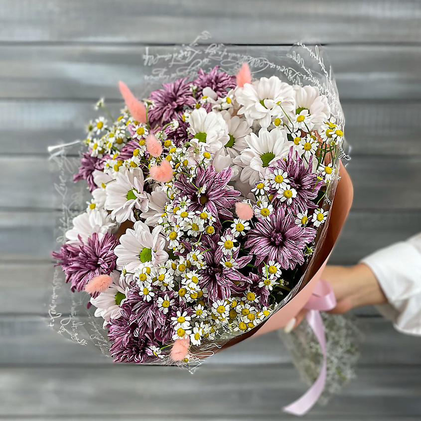 Изображение товара БУКЕТ МАРКЕТ ДАРИТЕ С УДОВОЛЬСТВИЕМ Букет из хризантем, ромашек и лагуруса, 1 шт.