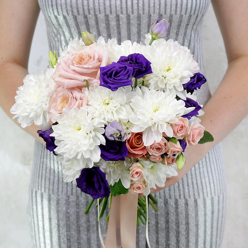 Изображение товара БУКЕТ МАРКЕТ ДАРИТЕ С УДОВОЛЬСТВИЕМ Букет из роз, хризантем и лизиантусов, 1 шт.