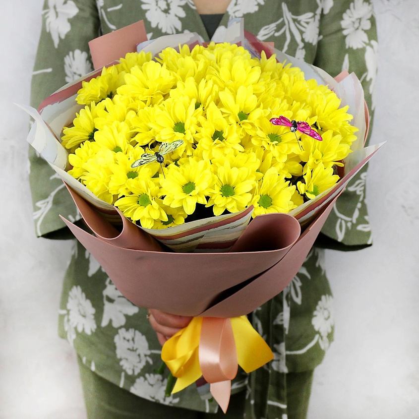 Изображение товара БУКЕТ МАРКЕТ ДАРИТЕ С УДОВОЛЬСТВИЕМ Букет из желтой хризантемы с бабочками, 1 шт.