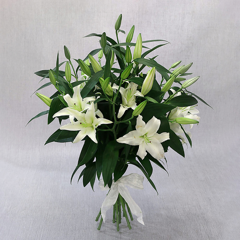 Изображение товара Букет из 9 белых лилий - элегантный подарок и украшение интерьера