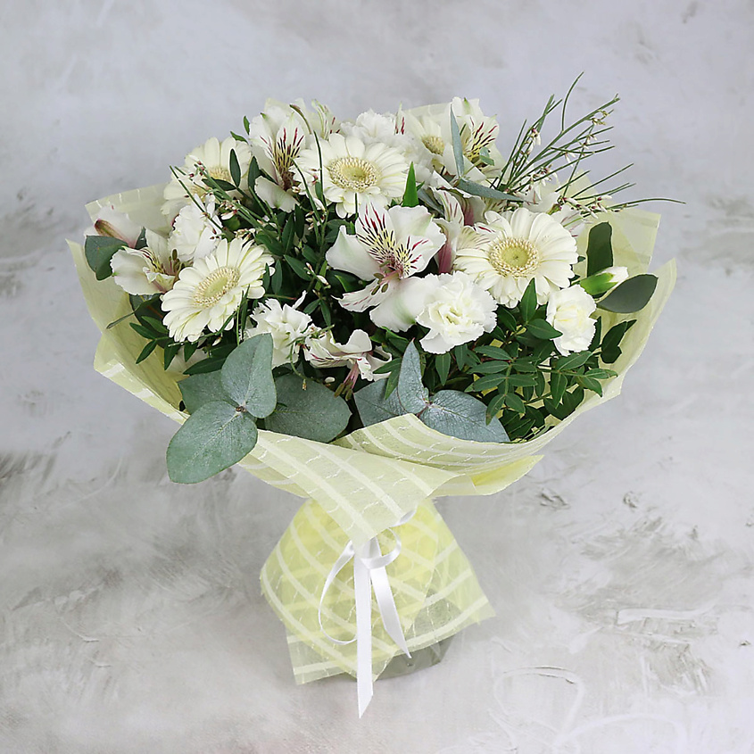 Изображение товара Букет из белых гербер и альстромерий в упаковке