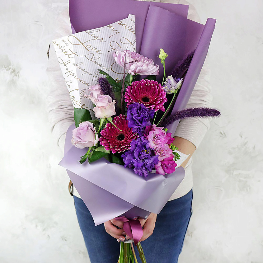 Изображение товара Букет Водолею из гербер, роз и фрезии 1 шт