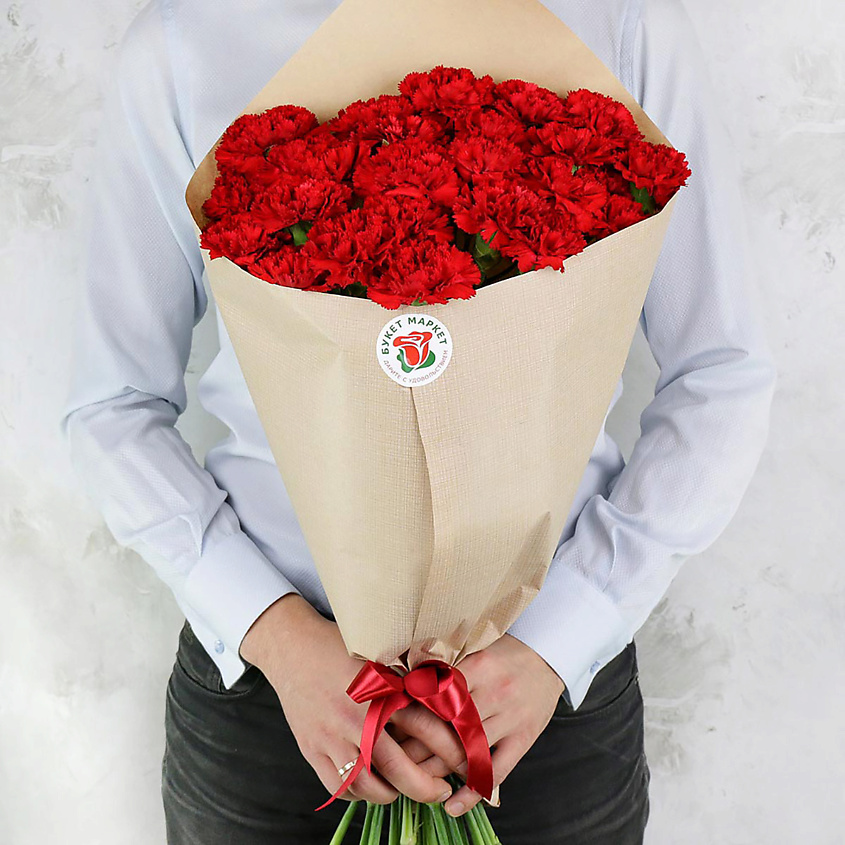 Изображение товара Букет из 25 красных гвоздик свежих цветов для подарка и украшения