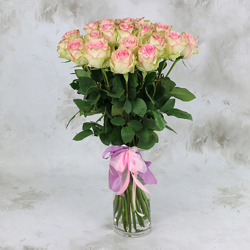Изображение товара Букет из 25 розово-зеленых роз из Эквадора - свежие цветы, доставка