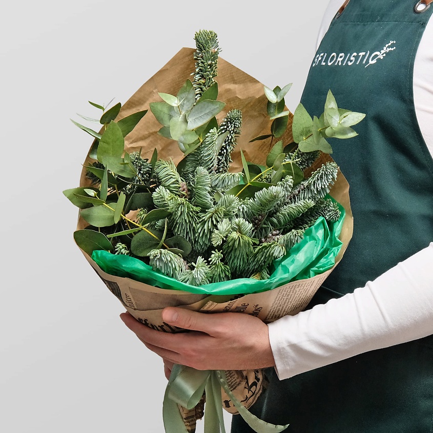 Изображение товара Букет из Нобилиса Новогодняя Мечта с упаковкой и лентой для праздника