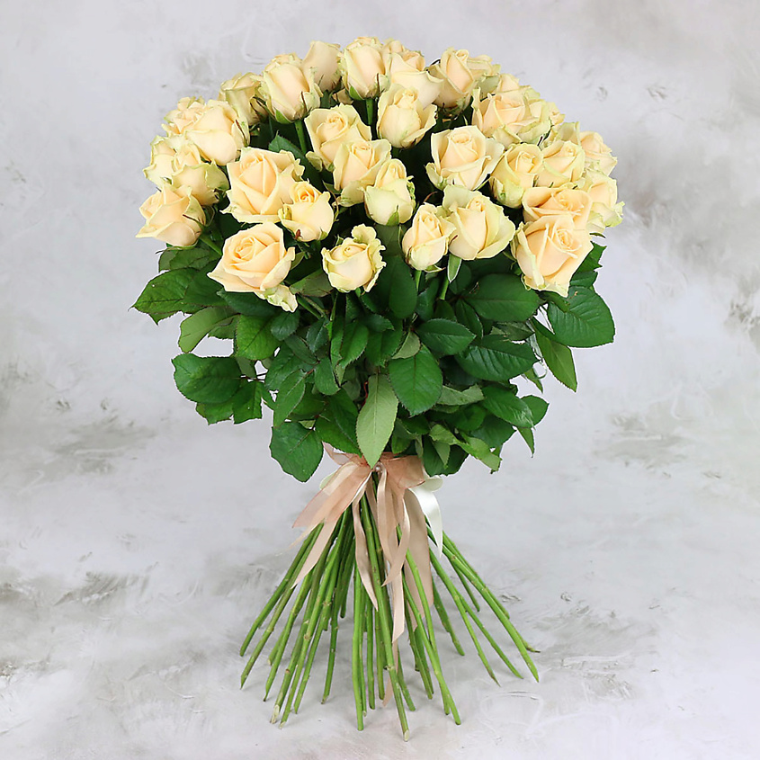 Изображение товара БУКЕТ МАРКЕТ ДАРИТЕ С УДОВОЛЬСТВИЕМ Букет из 51 лимонно-кремовой розы Россия 60 см., 1 шт.