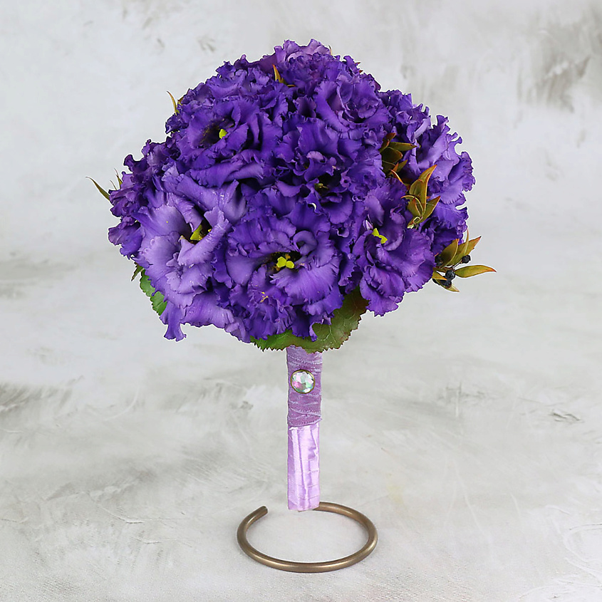 Изображение товара Букет невесты из фиолетового лизиантуса 15 цветов, высота 25 см