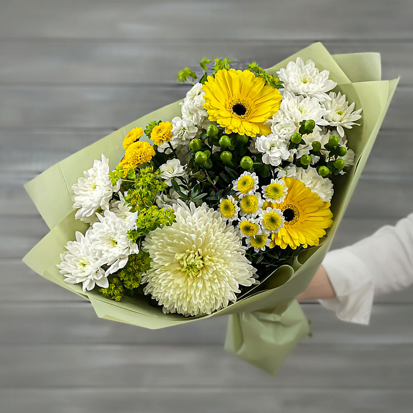 Изображение товара БУКЕТ МАРКЕТ ДАРИТЕ С УДОВОЛЬСТВИЕМ Букет из хризантем с герберами, 1 шт.