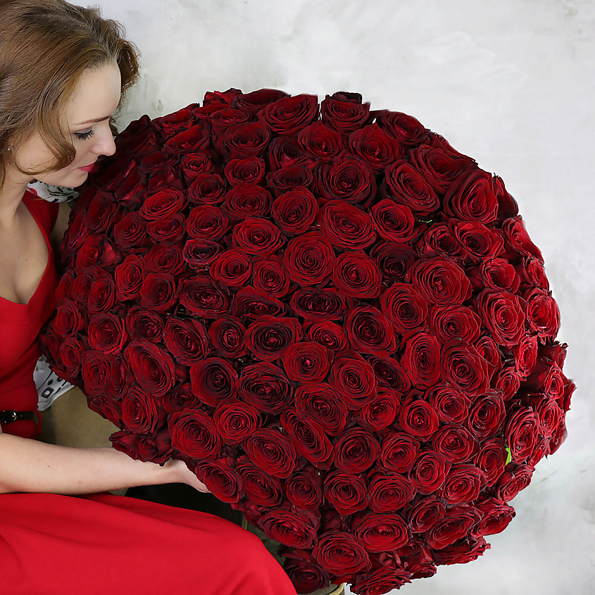 Изображение товара 1151 красных роз Ред Наоми в букете высотой 60 см - свежие цветы для подарка