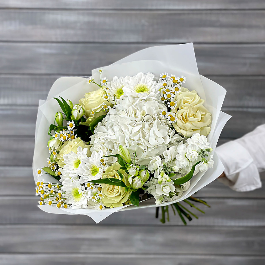 Изображение товара Букет из ромашек роз и гортензии 1 штука Букет Маркет