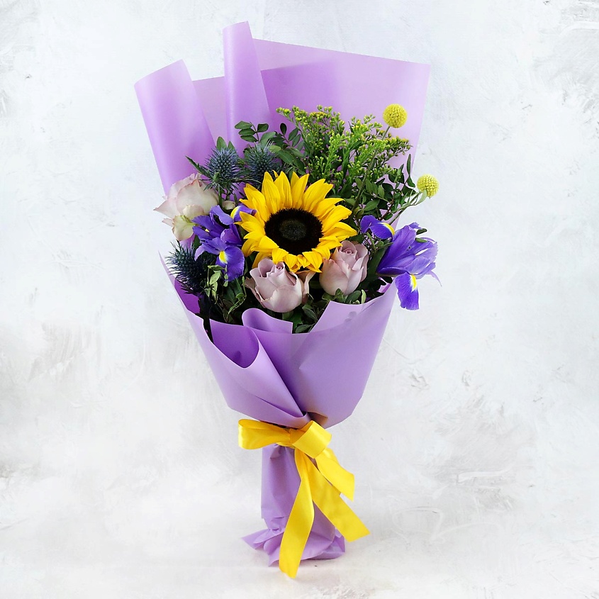 Изображение товара Букет из подсолнуха и ирисов на подарок