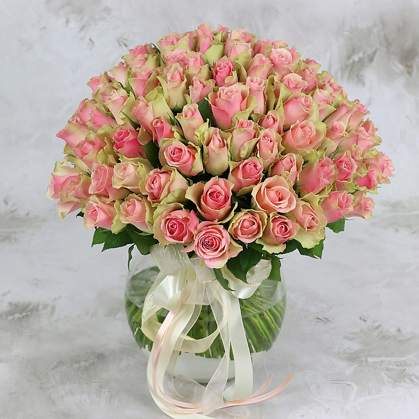 Изображение товара БУКЕТ МАРКЕТ ДАРИТЕ С УДОВОЛЬСТВИЕМ Букет из 101 зелено-розовой розы Кения 40 см., 1 шт.