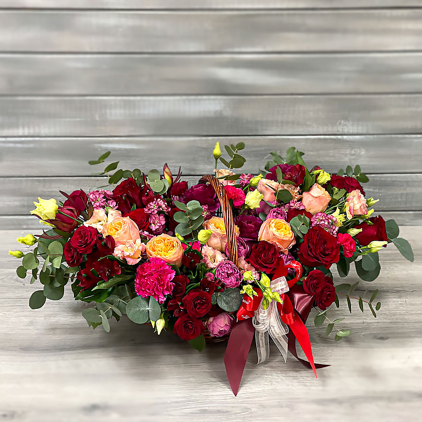 Изображение товара Букет Огненная страсть из роз, лилий и гербер в корзине, яркий свадебный и романтический подарок