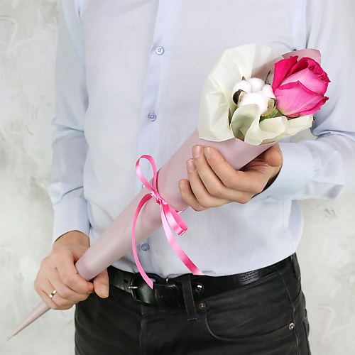 

БУКЕТ МАРКЕТ ДАРИТЕ С УДОВОЛЬСТВИЕМ Сиреневая роза с хлопком в оригинальной упаковке, Сиреневая роза с хлопком в оригинальной упаковке