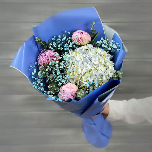 

БУКЕТ МАРКЕТ ДАРИТЕ С УДОВОЛЬСТВИЕМ Букет из гортензии, пионов и гипсофилы, Букет из гортензии, пионов и гипсофилы