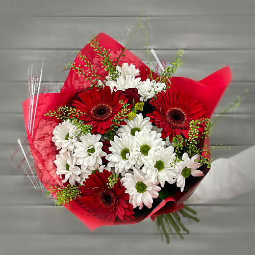 

БУКЕТ МАРКЕТ ДАРИТЕ С УДОВОЛЬСТВИЕМ Букет из кустовых хризантем, роз и гербер, Букет из кустовых хризантем, роз и гербер