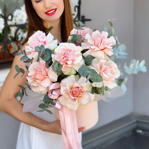 

MERSI FLOWERS Шляпная коробка с французскими розами, Шляпная коробка с французскими розами