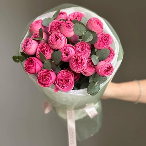 

CHALET GREEN Монобукет из кустовой пионовидной розы, Монобукет из кустовой пионовидной розы