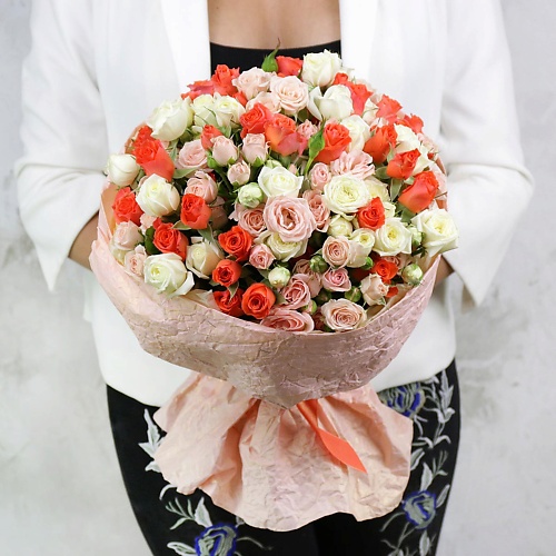 

БУКЕТ МАРКЕТ ДАРИТЕ С УДОВОЛЬСТВИЕМ Букет из 31 кустовых роз, Букет из 31 кустовых роз