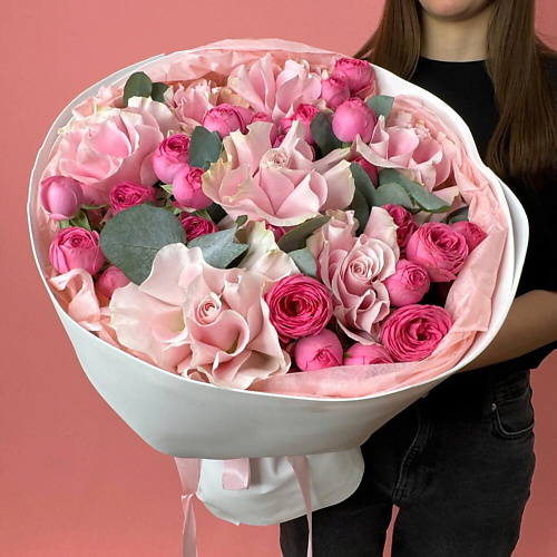 

CHALET GREEN Букет французские розы и пионовидные кустовые розы с эвкалиптом, Букет французские розы и пионовидные кустовые розы с эвкалиптом