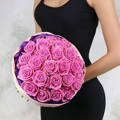 

БУКЕТ МАРКЕТ ДАРИТЕ С УДОВОЛЬСТВИЕМ Букет из 25 розовых роз Аква Россия 60 см., Букет из 25 розовых роз Аква Россия 60 см.