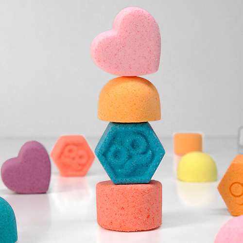 

DAD'S MATERIAL DAD`S MATERIAL Бомбочки для ванн "Cedarwood Blanc, Cashmere Musk & Black Coral", DAD`S MATERIAL Бомбочки для ванн "Cedarwood Blanc, Cashmere Musk & Black Coral"