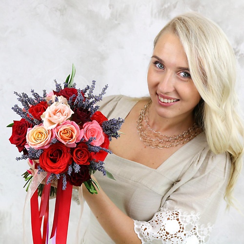 

БУКЕТ МАРКЕТ ДАРИТЕ С УДОВОЛЬСТВИЕМ Букет из роз, лаванды и оливы, Букет из роз, лаванды и оливы