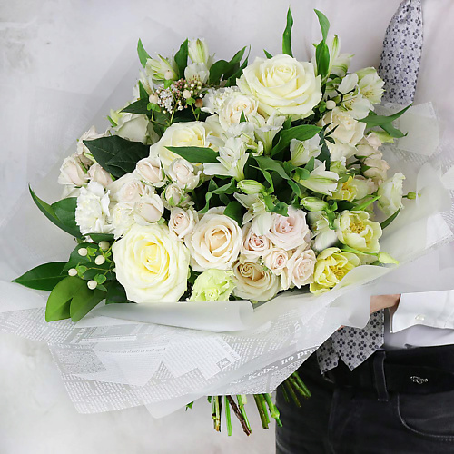 

БУКЕТ МАРКЕТ ДАРИТЕ С УДОВОЛЬСТВИЕМ Букет из роз, тюльпанов, гвоздик и лизиантусов, Букет из роз, тюльпанов, гвоздик и лизиантусов