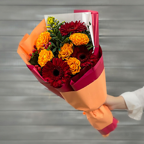 

БУКЕТ МАРКЕТ ДАРИТЕ С УДОВОЛЬСТВИЕМ Букет из оранжевых роз и гербер, Букет из оранжевых роз и гербер