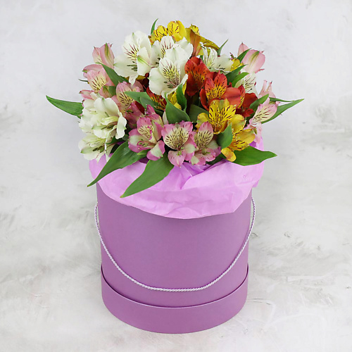 

БУКЕТ МАРКЕТ ДАРИТЕ С УДОВОЛЬСТВИЕМ Композиция из разноцветных альстромерий в шляпной коробке, Композиция из разноцветных альстромерий в шляпной коробке