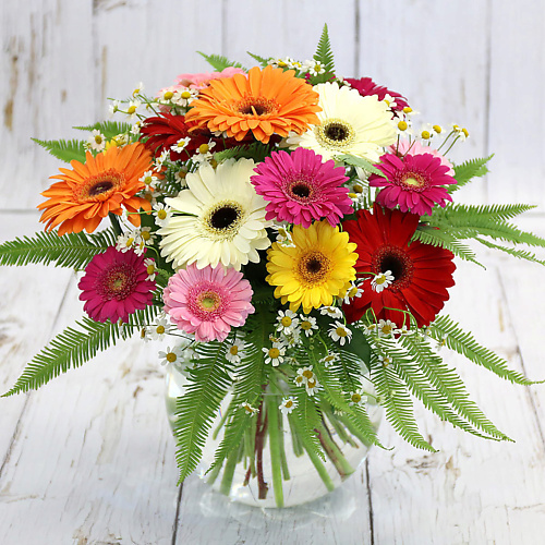 

БУКЕТ МАРКЕТ ДАРИТЕ С УДОВОЛЬСТВИЕМ Букет из гербер с ромашками, Букет из гербер с ромашками