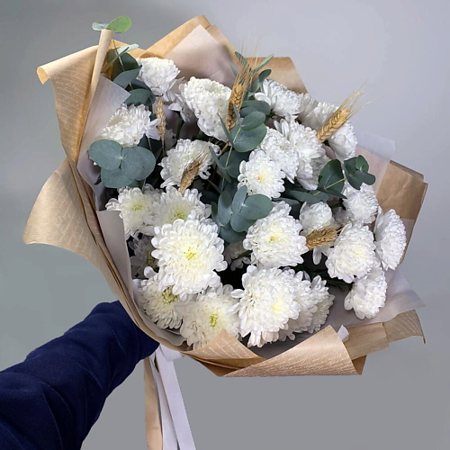 

MERSI FLOWERS Изысканный букет с хризантемой, эвкалиптом и пшеницей в крафтовой бумаге, Изысканный букет с хризантемой, эвкалиптом и пшеницей в крафтовой бумаге